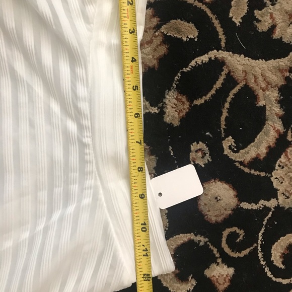 White Silhouette NYC skirt - Picture 5 of 8